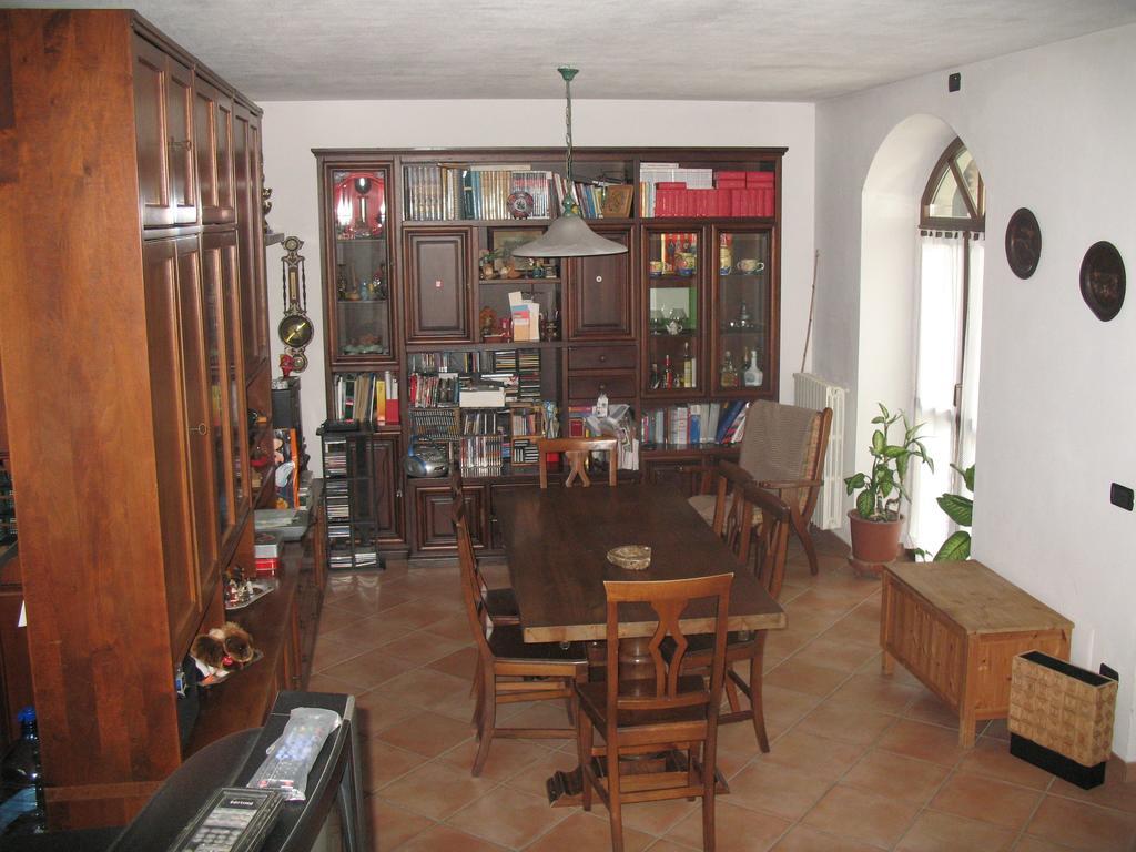 Ferienwohnung La Casa Di Baba' Alfiano Natta Zimmer foto